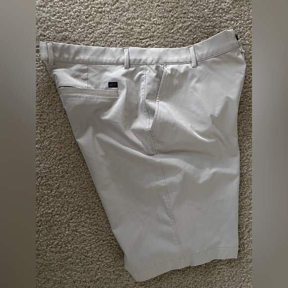 Short Greg Norman homme 42 beige plissé chino résistant